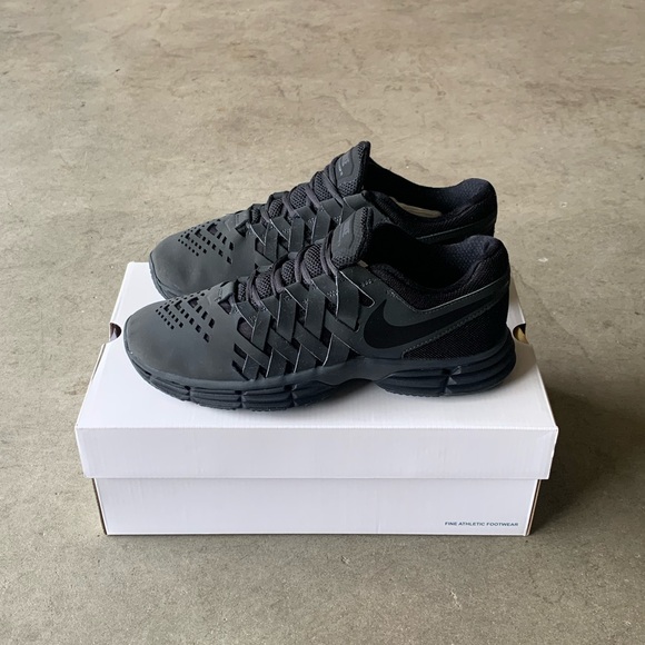nike lunar fingertrap black
